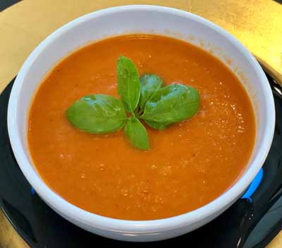 Sopa de tomate de forno